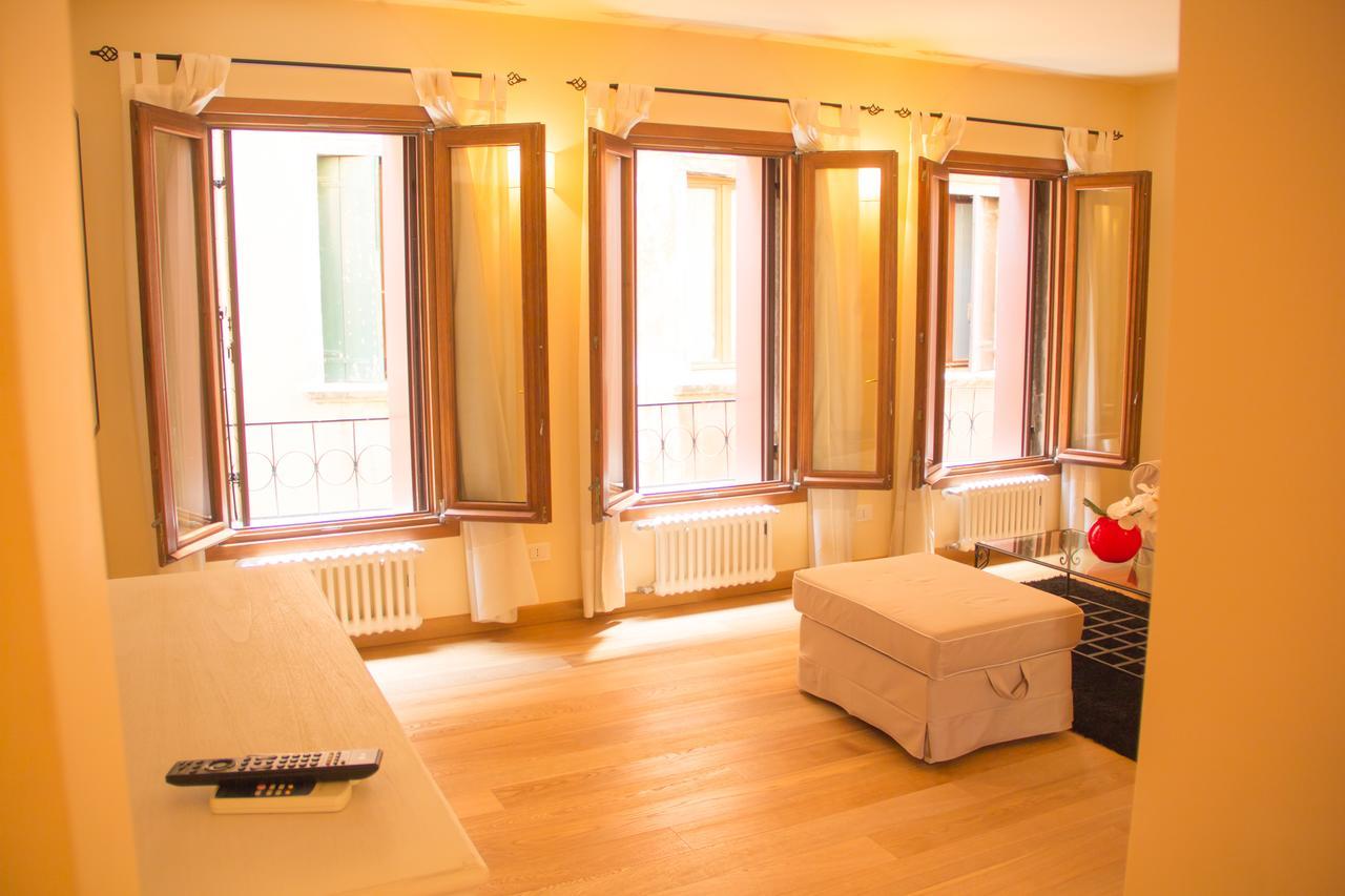 Ca' Frezzeria Apartment Venesia Bagian luar foto